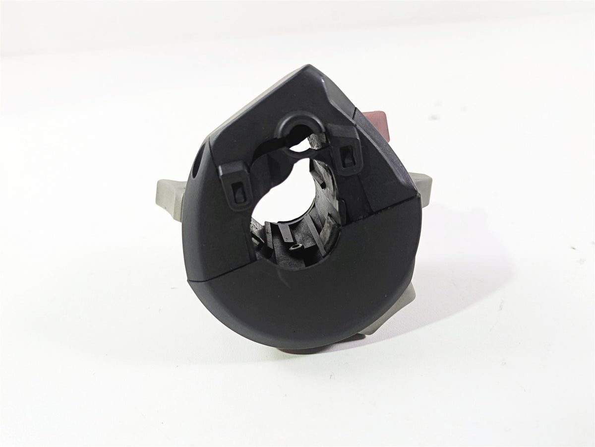 2018 BMW R nineT Urban GS K33 Left Hand Abs Asc Control Switch 61318549997 {{ shop.shopifyCountryName }} - Mototech271