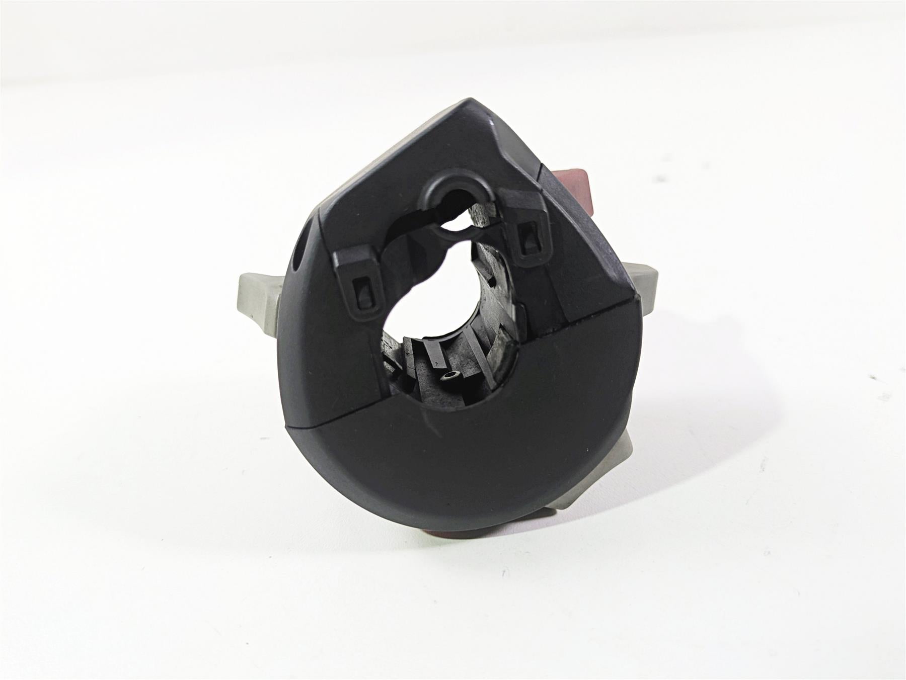 2018 BMW R nineT Urban GS K33 Left Hand Abs Asc Control Switch 61318549997 {{ shop.shopifyCountryName }} - Mototech271