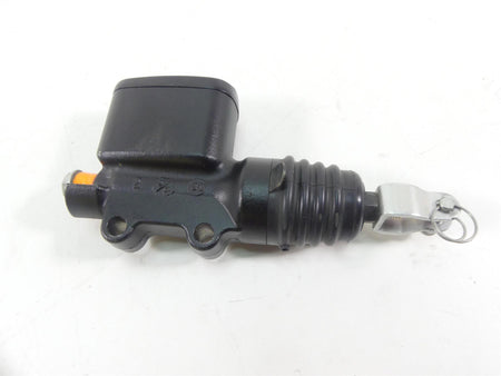 2019 Harley FLHC Softail Heritage Rear Brake Master Cylinder 5/8" 41700460 {{ shop.shopifyCountryName }} - Mototech271