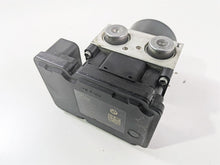 Load image into Gallery viewer, 2010 BMW R1200GS K25 Abs Brake Pump Unit Module 7715107 34517715109
