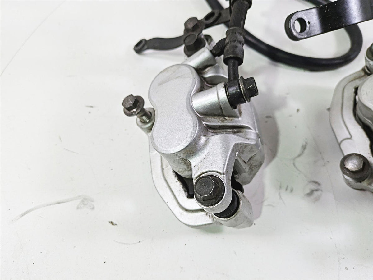 2008 Yamaha XVS1300 V-Star Tourer Front Brake Caliper Set 3D8-2580T-00-00 {{ shop.shopifyCountryName }} - Mototech271