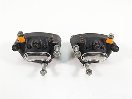 2006 Harley Touring FLHXI Street Glide Front Brake Caliper Set 44023-00 44046-00 {{ shop.shopifyCountryName }} - Mototech271