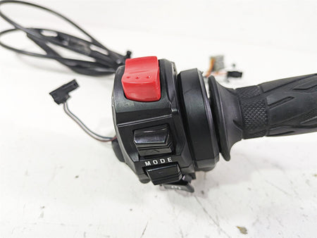 2018 Suzuki GSX1300 R Hayabusa Right Hand Throttle Control Switch 37200-15H10 {{ shop.shopifyCountryName }} - Mototech271