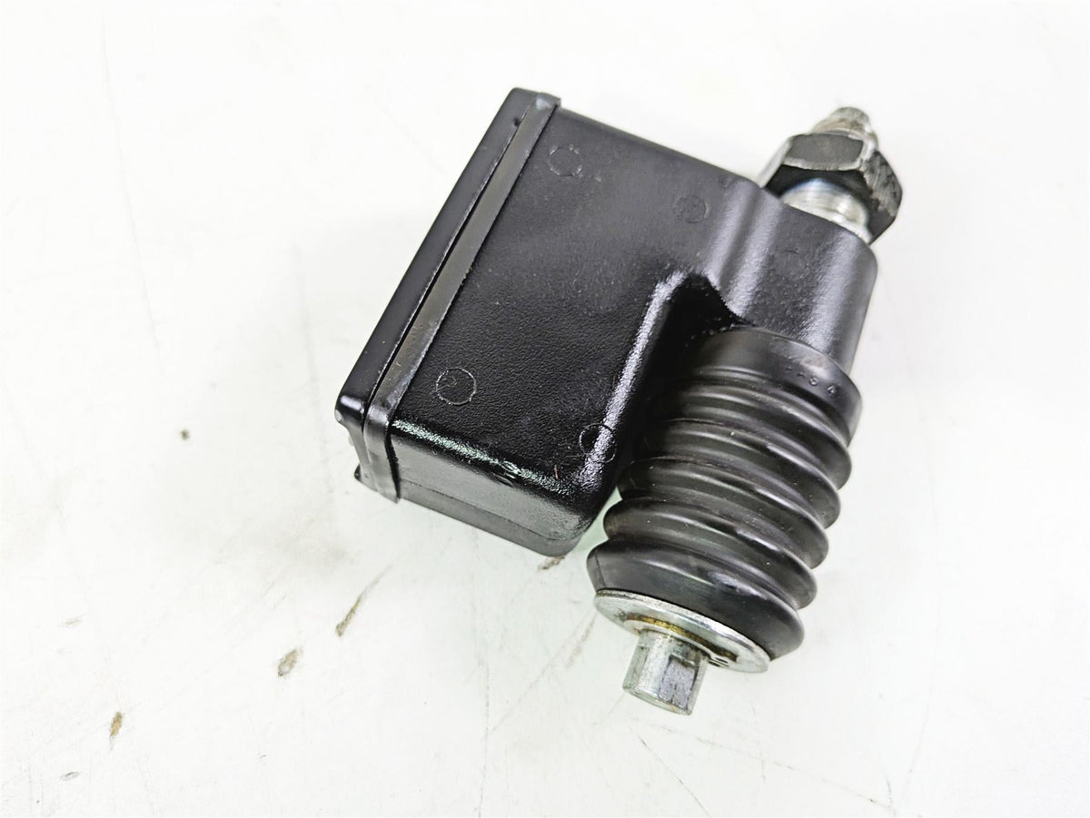 2002 Harley Dyna FXDL Low Rider Rear Brake Master Cylinder 42474-90C {{ shop.shopifyCountryName }} - Mototech271