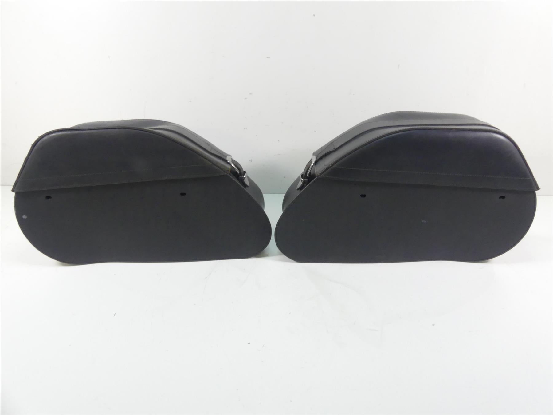 2001 Moto Guzzi California Sp 1100 Rear Saddlebag & Holder Set GU97012400000 {{ shop.shopifyCountryName }} - Mototech271