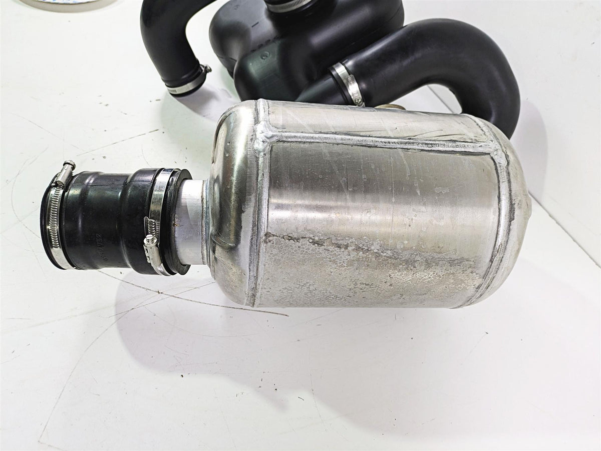 2020 Yamaha Waverunner VX1050 Deluxe Exhaust Water Lock & Tank F4G-U7550-02-00 {{ shop.shopifyCountryName }} - Mototech271