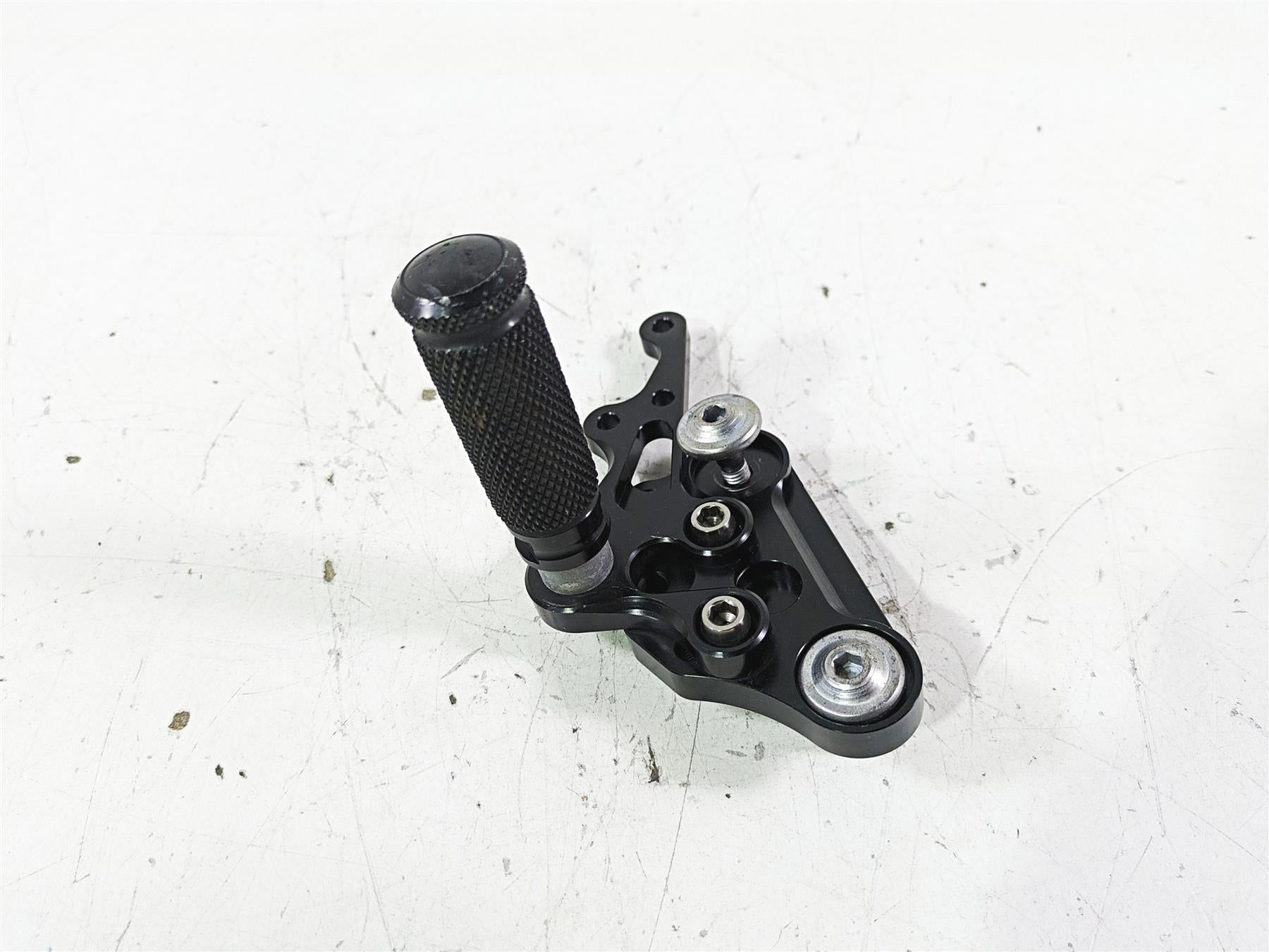 2018 Suzuki GSX1300 R Hayabusa Right Front Racing Footpeg Foot Rest {{ shop.shopifyCountryName }} - Mototech271