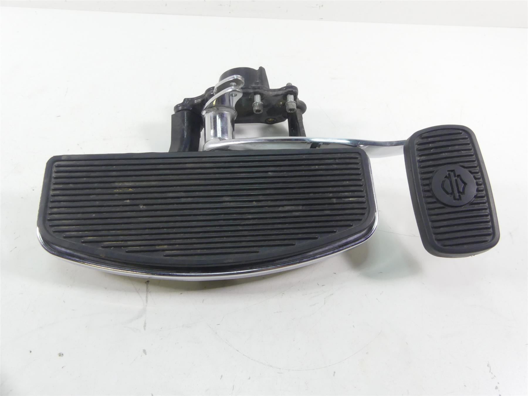 2017 Harley Touring FLHTKL Electra Glide Front Right Floor Board Set 50500360 {{ shop.shopifyCountryName }} - Mototech271