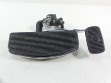 Load image into Gallery viewer, 2017 Harley Touring FLHTKL Electra Glide Front Right Floor Board Set 50500360 | Mototech271
