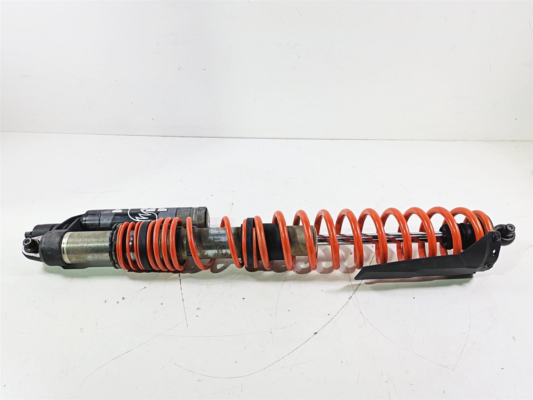 2023 Can Am Maverick X3 XMR Turbo RR Fox Left Rear Shock 64" Red 706004808 {{ shop.shopifyCountryName }} - Mototech271