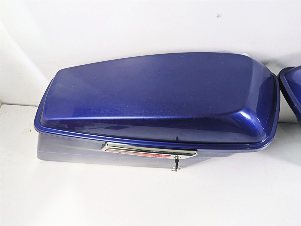 2015 Harley Touring FLHTKL Electra Glide Right Left Saddlebag Set + Key 90200412 {{ shop.shopifyCountryName }} - Mototech271