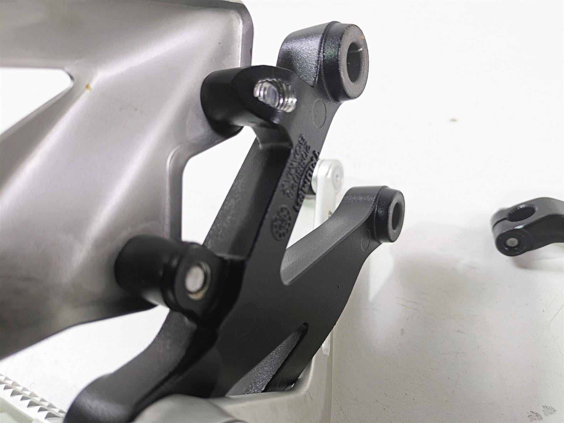 2024 Triumph Street Triple 765 R Left Rider Footpeg + Shifter & Links T2088025 {{ shop.shopifyCountryName }} - Mototech271