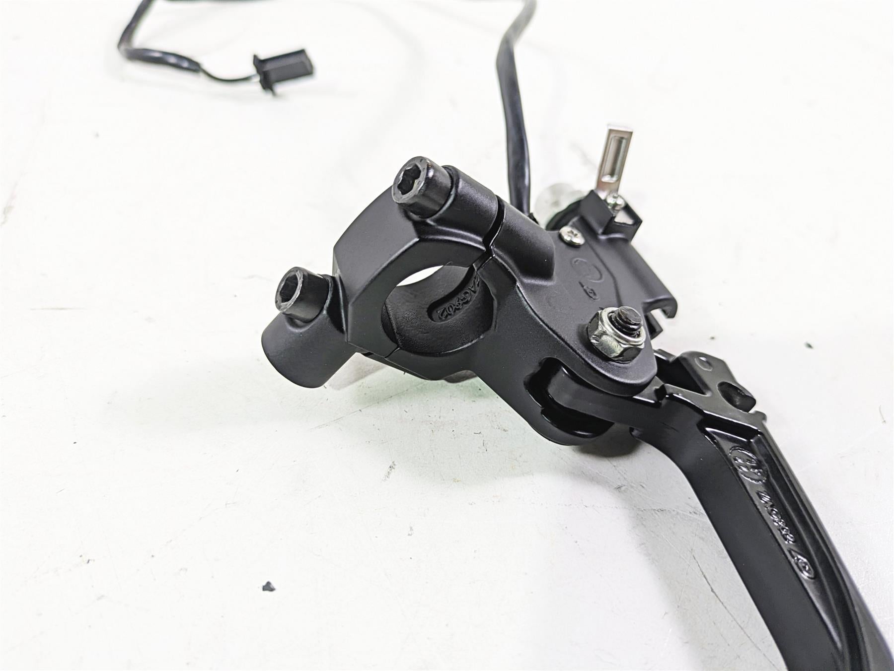 2018 Ducati Hypermotard 939 SP Clutch Perch & Lever & Switch 63620021C {{ shop.shopifyCountryName }} - Mototech271