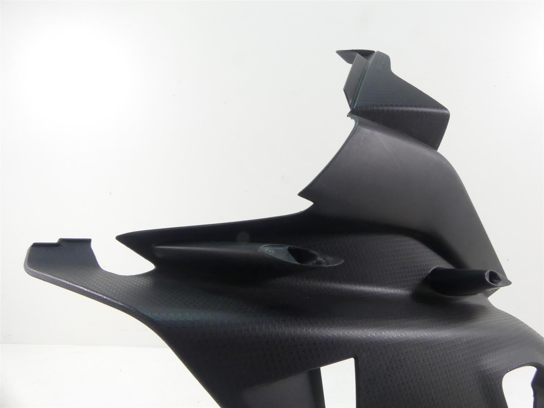 2021 Aprilia RS 660 Left Side Black Fairing Cover Cowl Guard 2B006621 {{ shop.shopifyCountryName }} - Mototech271