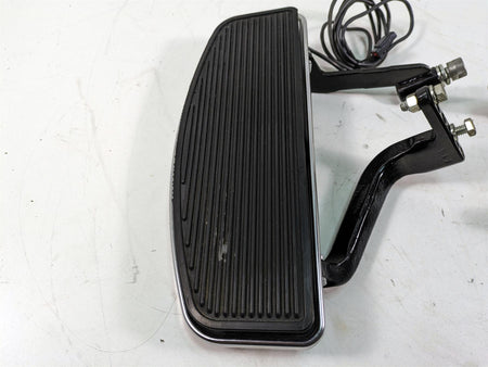 2006 Harley Touring FLHTCUI Electra Glide Front Floorboard Set 50622-83 50518-83 {{ shop.shopifyCountryName }} - Mototech271