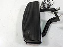Load image into Gallery viewer, 2006 Harley Touring FLHTCUI Electra Glide Front Floorboard Set 50622-83 50518-83 | Mototech271
