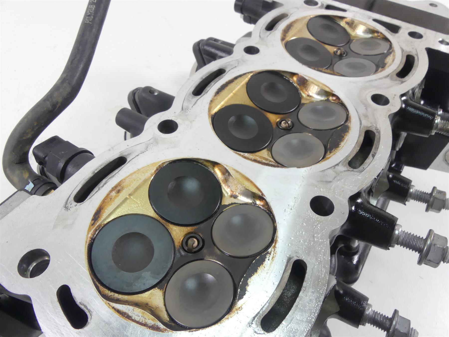 2020 Triumph Speed Triple RS 1050 Nice Cylinderhead Cylinder Head T1150818 {{ shop.shopifyCountryName }} - Mototech271