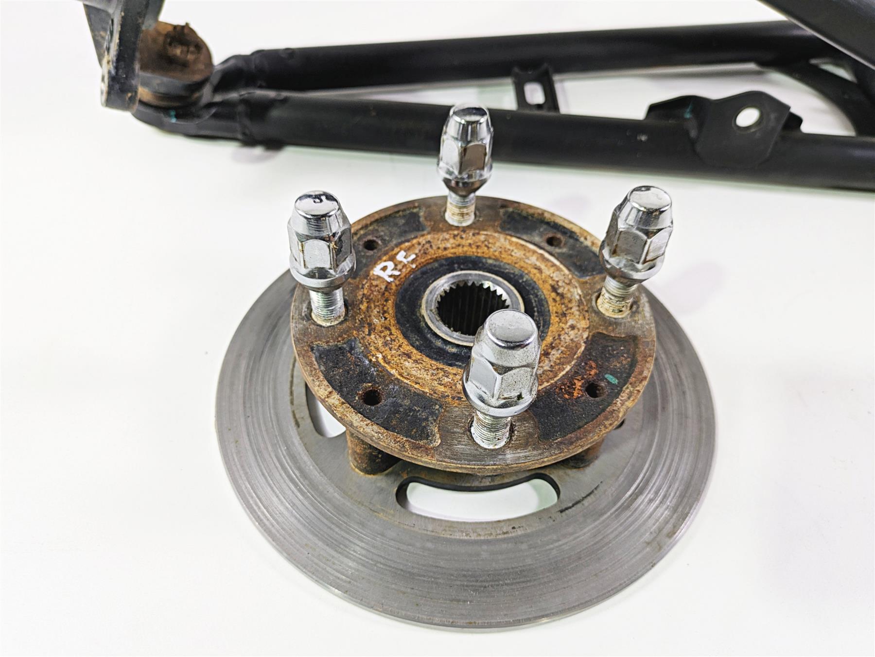 2021 CFMoto Zforce 950 Sport Front Right Knee Assembly Control Arms 5BYA-050801 {{ shop.shopifyCountryName }} - Mototech271