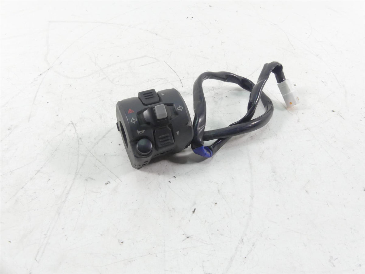 2018 Ducati Hypermotard 939 SP Left Hand Blinker Control Switch -Read 65110142A {{ shop.shopifyCountryName }} - Mototech271