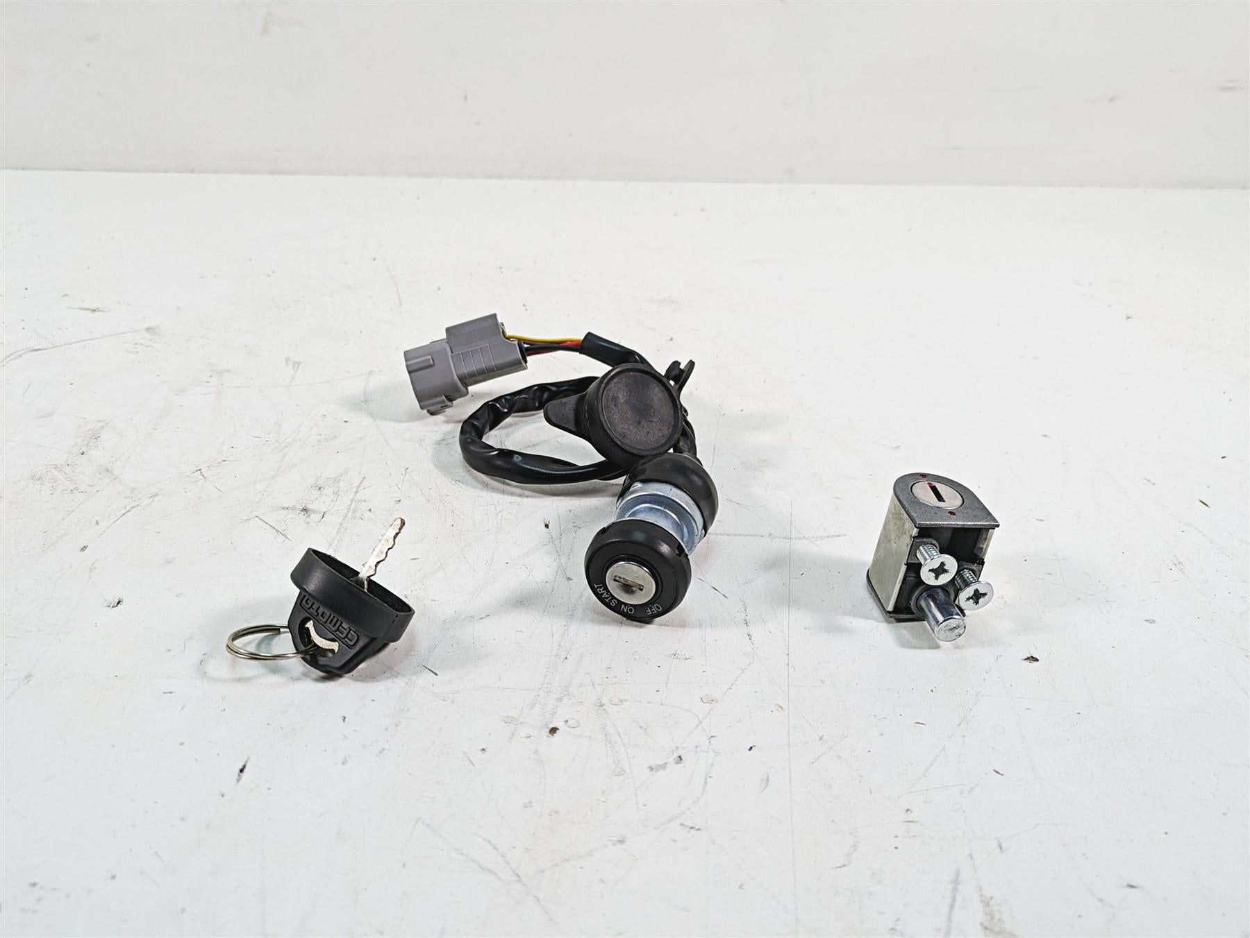 2021 CFMoto Zforce 500 Trail Ignition Switch Key Set 7000-011000-20000 {{ shop.shopifyCountryName }} - Mototech271