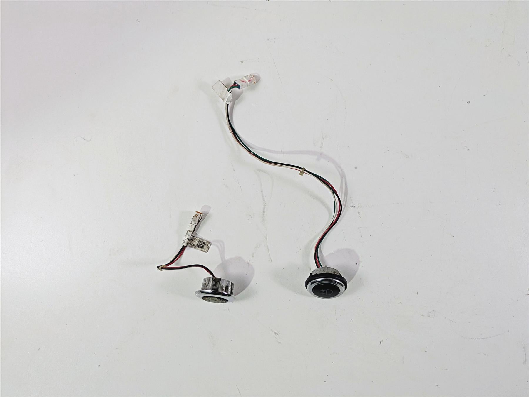 2018 Indian Springfield Dark Horse Main & Fog Light Switch Set 4016373 4016252 {{ shop.shopifyCountryName }} - Mototech271