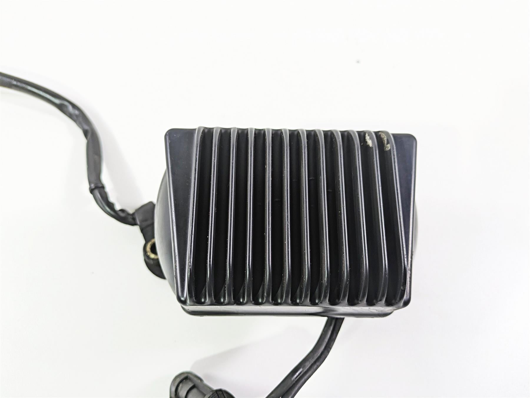 2005 Harley Touring FLHRI Road King Rectifier Voltage Regulator 74505-04 {{ shop.shopifyCountryName }} - Mototech271