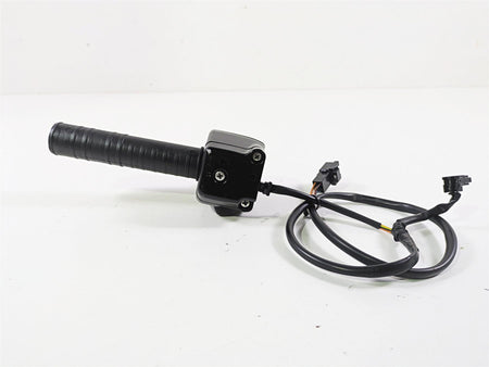 2019 Suzuki M109R VZR1800 Boulevard Right Hand Control Switch 37200-06J00 {{ shop.shopifyCountryName }} - Mototech271