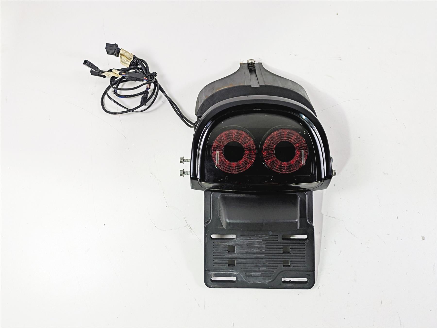 2015 Harley FXDF Dyna Fat Bob Taillight Tail Light & Wiring & Mount 67800240 {{ shop.shopifyCountryName }} - Mototech271