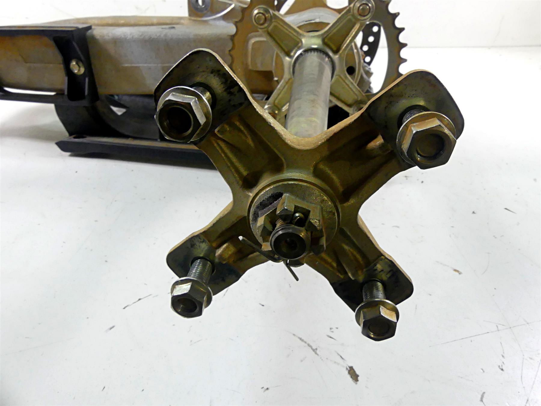 2020 Yamaha YFM 700 Raptor Rear Trailing Swing Arm & Axle Set 1S3-22110-00-00 {{ shop.shopifyCountryName }} - Mototech271