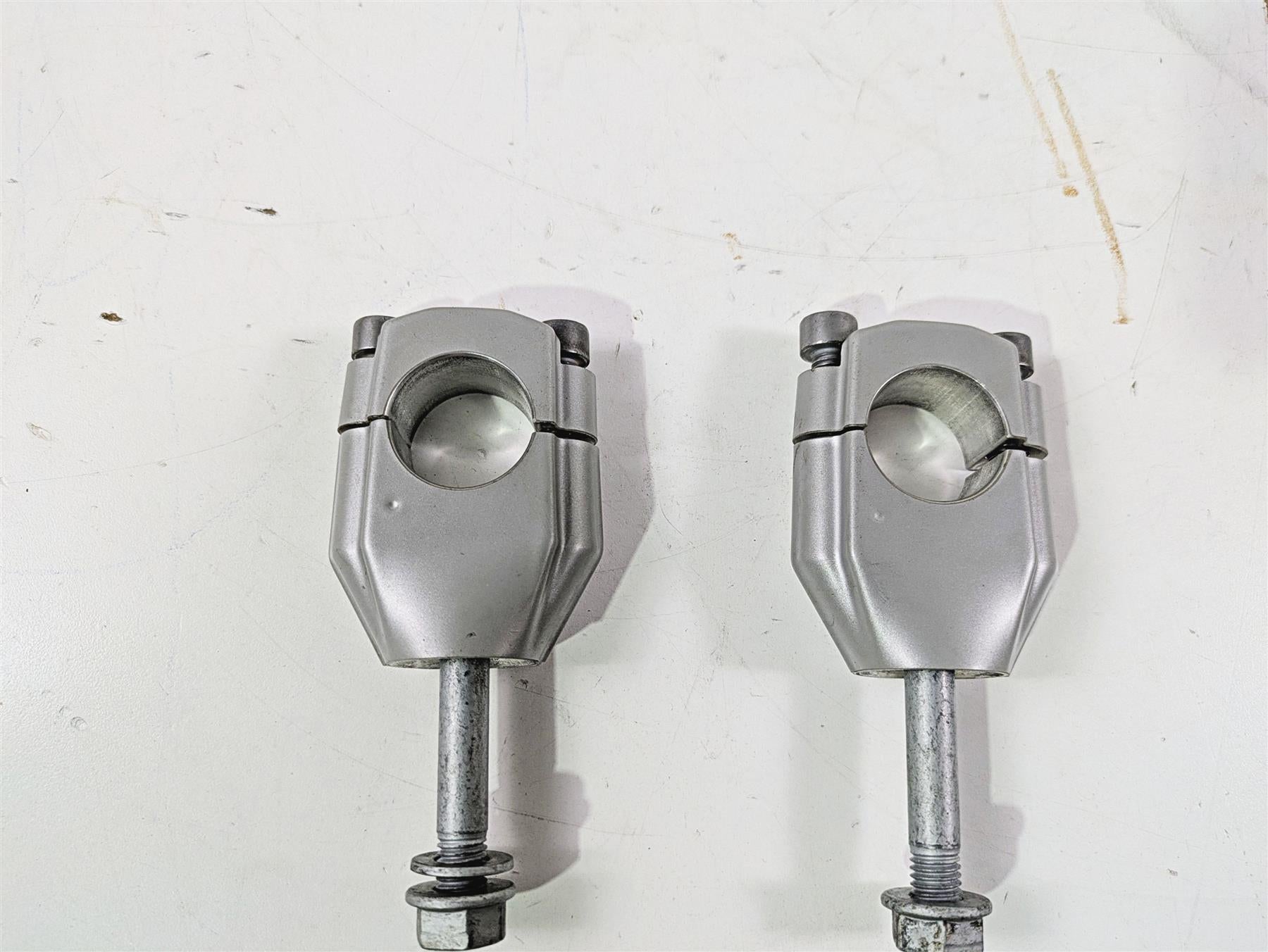 2017 BMW F800GS Adv K75 Handlebar Riser Holder Clamp Set 31427715491 {{ shop.shopifyCountryName }} - Mototech271