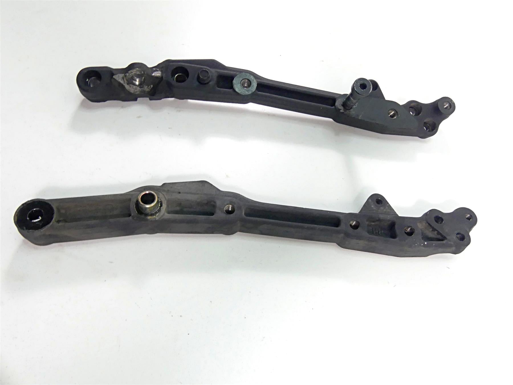 2011 Victory Cross Country Lower Engine Mount Frame Rail Cradle Set 5137537 {{ shop.shopifyCountryName }} - Mototech271