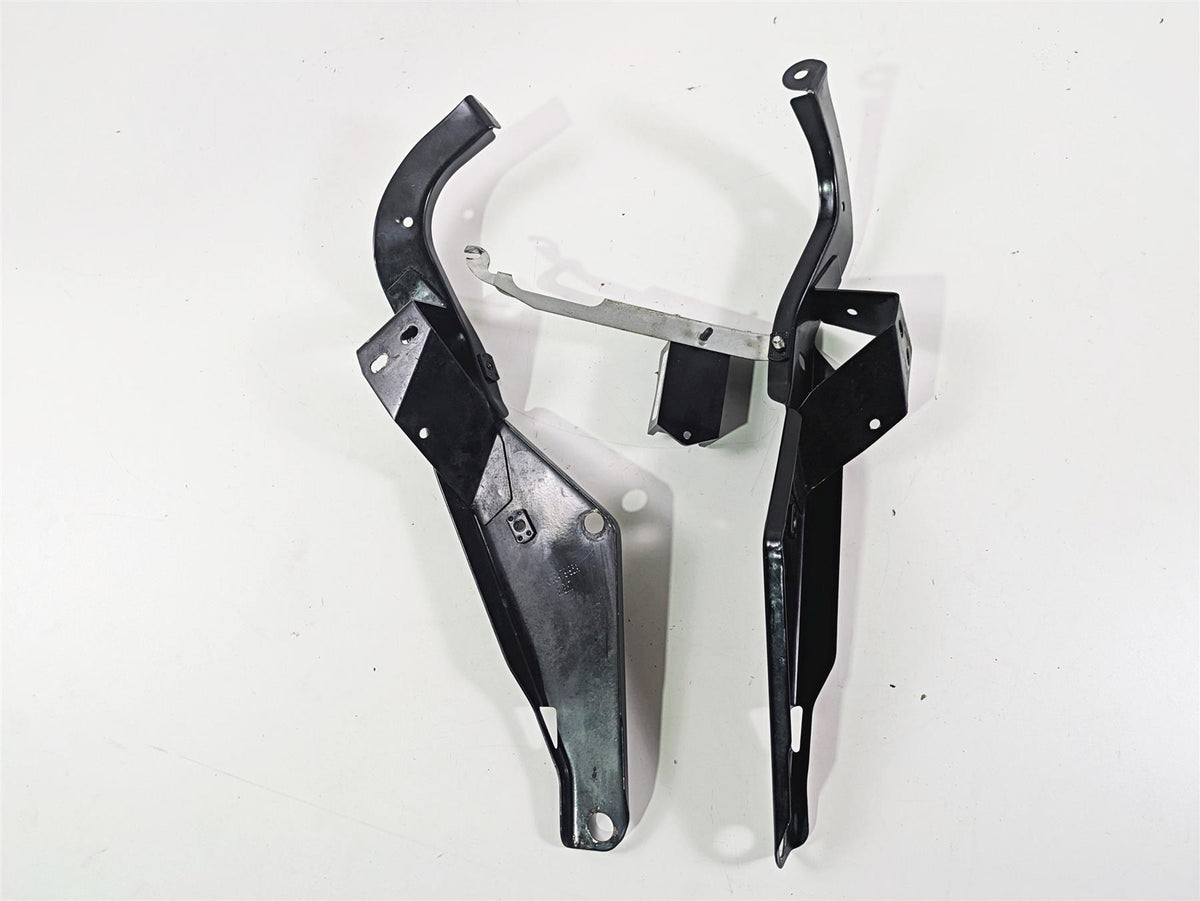 2001 Harley Touring FLHX Street Glide Front Fairing Mount Set - Read 58478-96 {{ shop.shopifyCountryName }} - Mototech271
