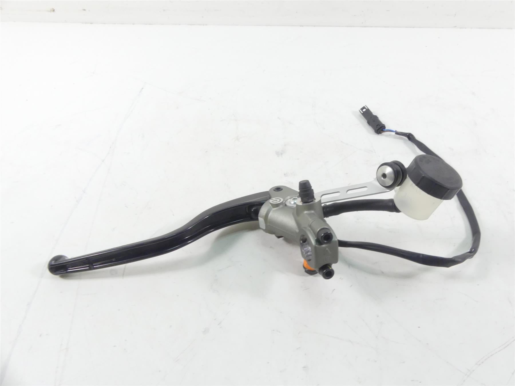 2020 Ducati Panigale V2 Brembo Radial Clutch Master Cylinder & Lever 63040881A {{ shop.shopifyCountryName }} - Mototech271