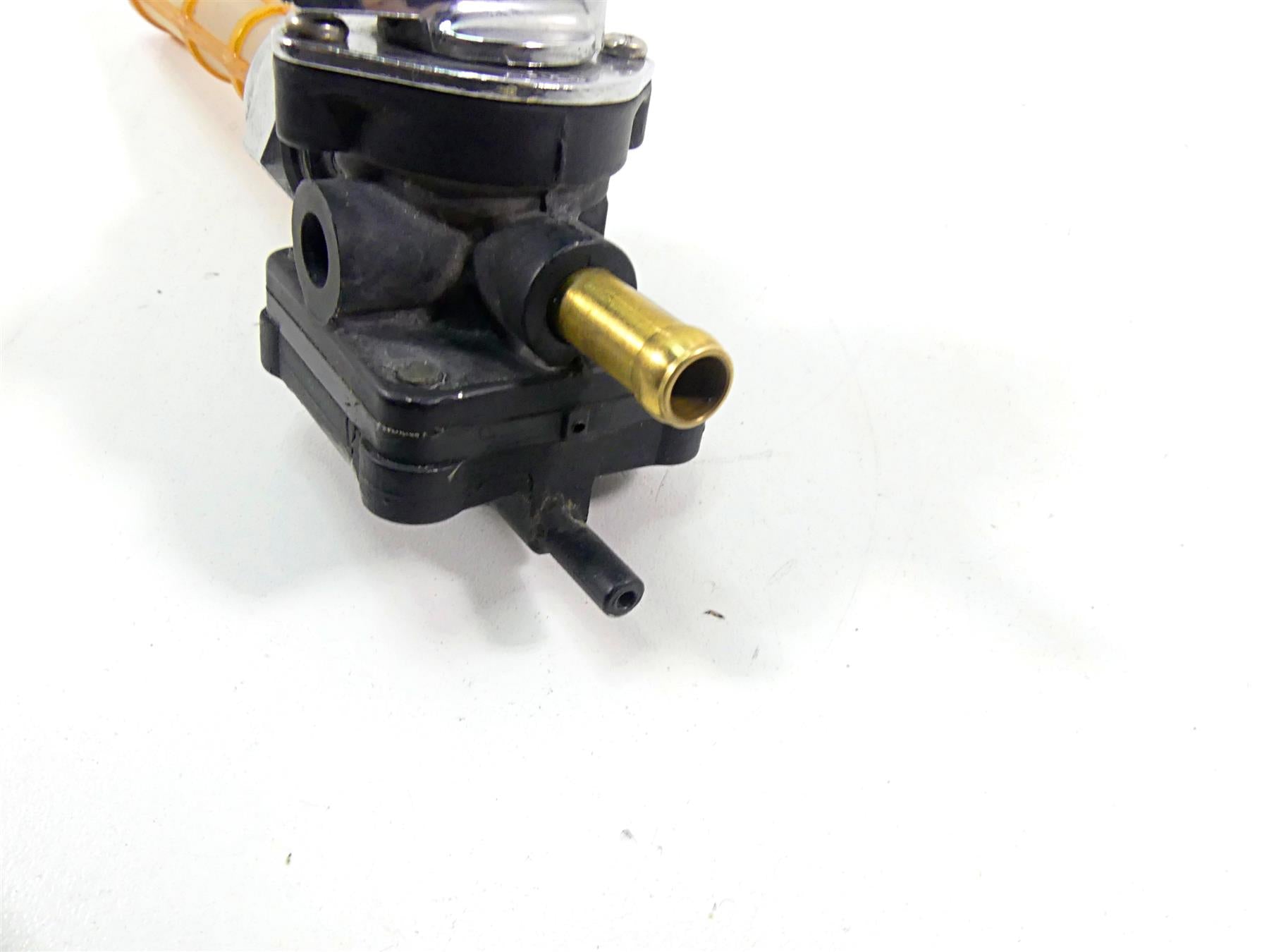 2005 Harley Sportster XL1200 C Fuel Gas Petrol Valve Petcock 62169-02A {{ shop.shopifyCountryName }} - Mototech271