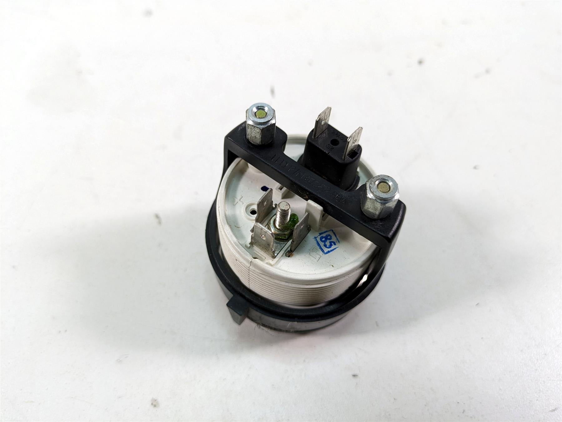 2006 Harley Touring FLHTCUI Electra Glide Oil Pressure Gauge 75032-99B {{ shop.shopifyCountryName }} - Mototech271
