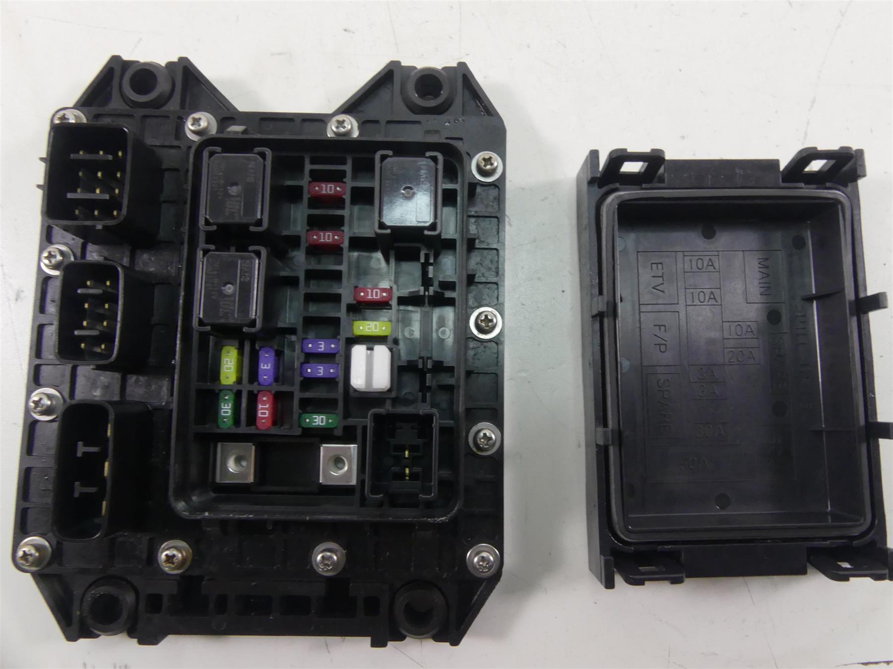 2017 Yamaha Waverunner EX Sport 1050 BS Fuse Box Control Module 6EX-82170-11 {{ shop.shopifyCountryName }} - Mototech271