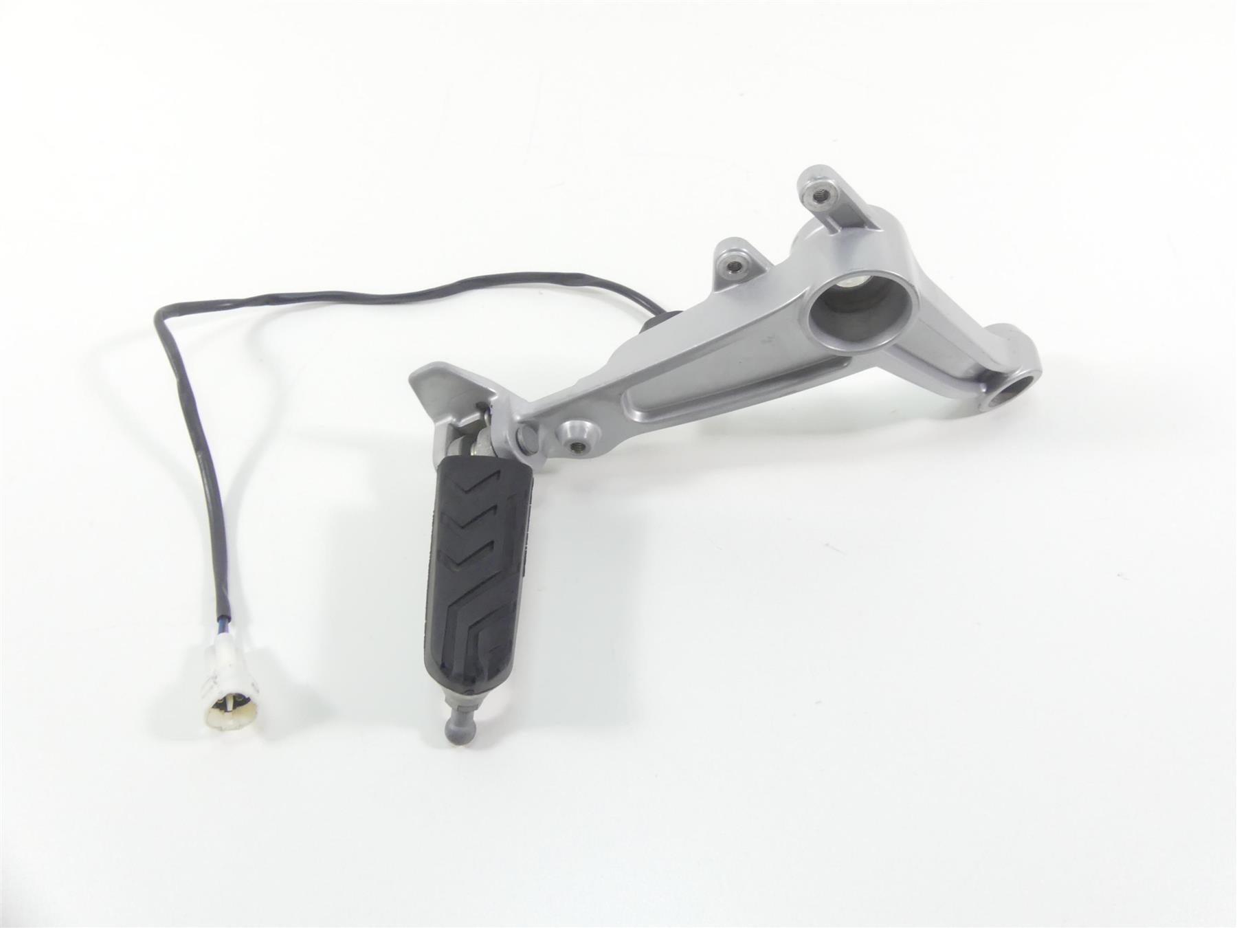 2021 Aprilia Tuono 660 RS660 Right Rider Footpeg Foot Peg Rest & Mount 2B005203 {{ shop.shopifyCountryName }} - Mototech271