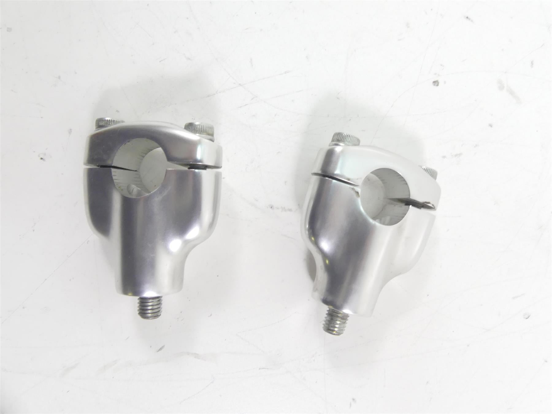 2007 Ducati Sport Classic GT1000 Handlebar Holder Riser Set 36010831A {{ shop.shopifyCountryName }} - Mototech271