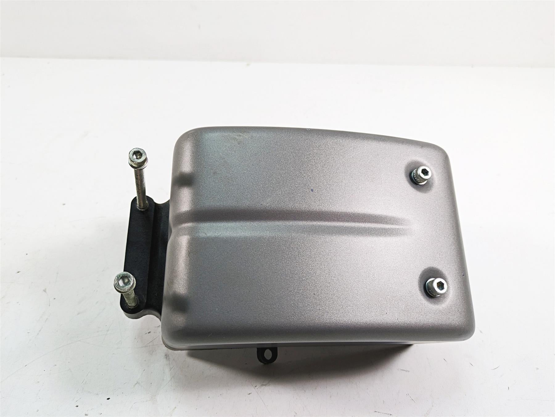 2009 Harley Dyna FXDFSE CVO Fat Bob Electrical Tray Stay & Cover 70367-04B {{ shop.shopifyCountryName }} - Mototech271