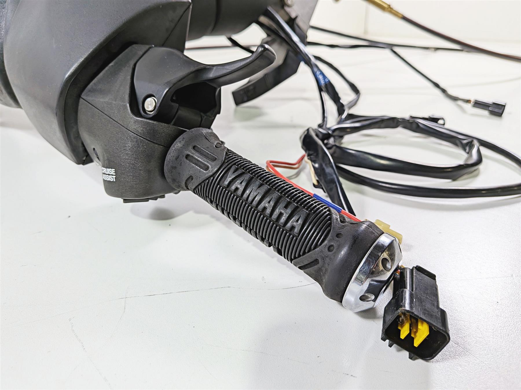 2009 Yamaha Waverunner FX1800 Cruiser Steering & Switches Set F1W-61400-10-00 {{ shop.shopifyCountryName }} - Mototech271