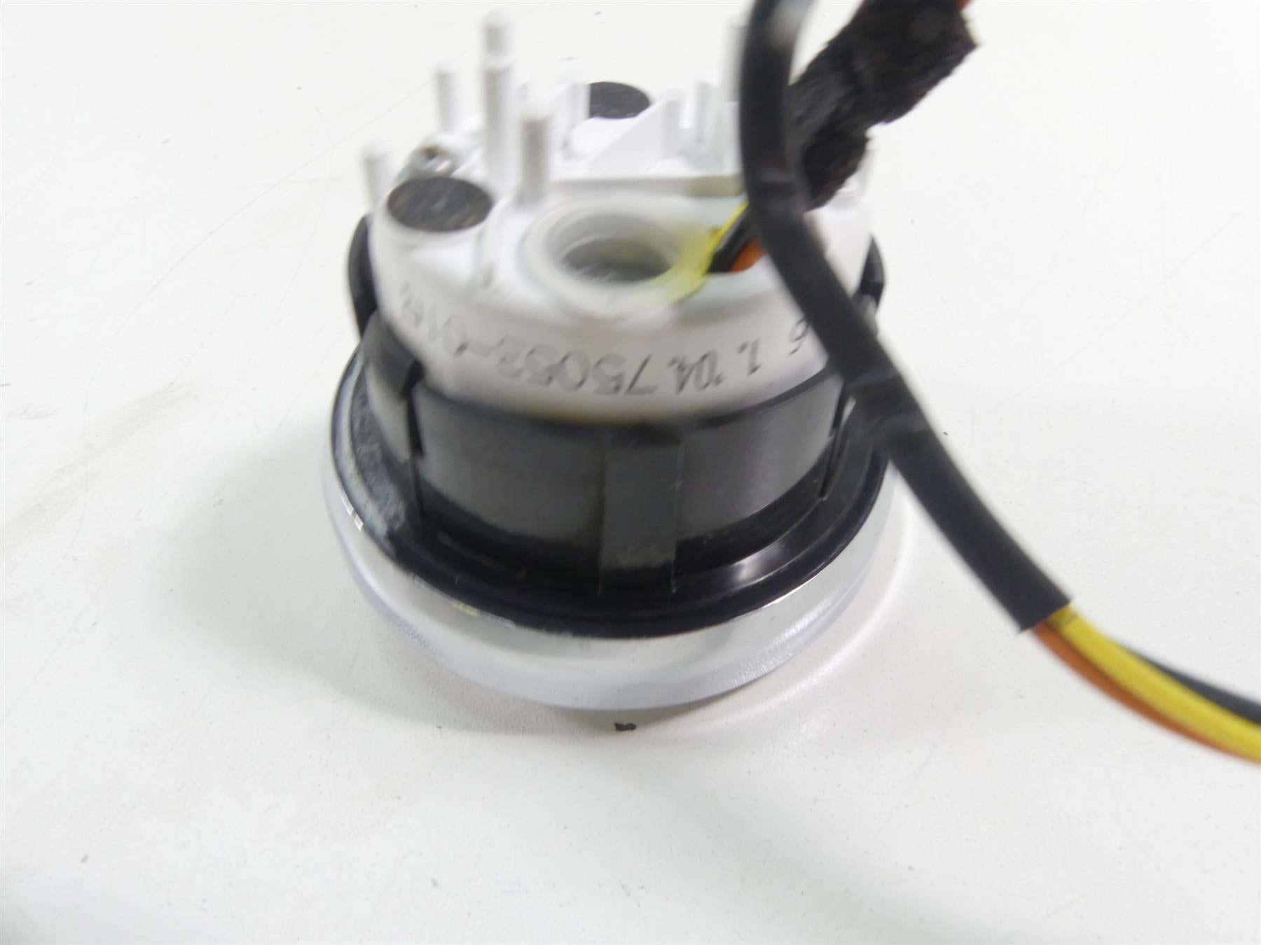 2004 Harley Softail FLSTFI Fat Boy Fuel Level Gauge Instrument 75053-01B {{ shop.shopifyCountryName }} - Mototech271
