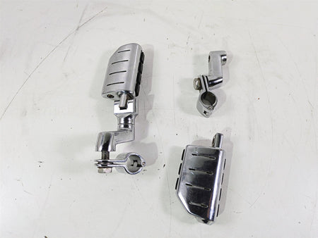 2004 Yamaha XVZ1300 Royal Star Chrome Highway Foot Peg Rest Set FOR PARTS {{ shop.shopifyCountryName }} - Mototech271