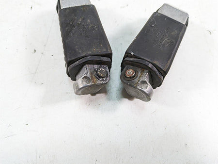 2007 BMW R1200GS K255 Adv Passenger Pillion Footpeg Foot Peg Set 46717664225 {{ shop.shopifyCountryName }} - Mototech271