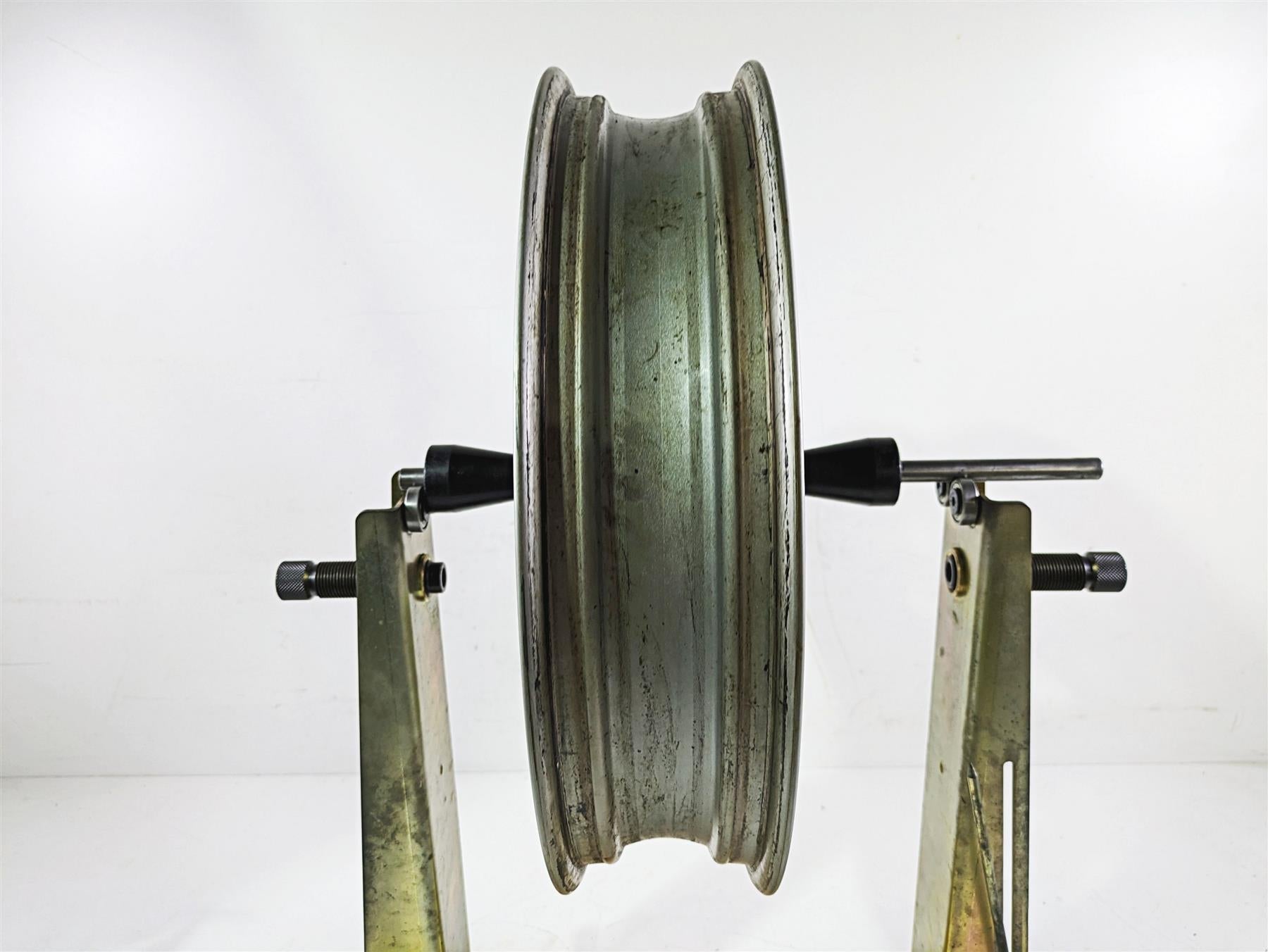 2014 BMW R1200 RT RTW K52 Straight 17x3.5 Front Wheel Rim 36318538086 {{ shop.shopifyCountryName }} - Mototech271