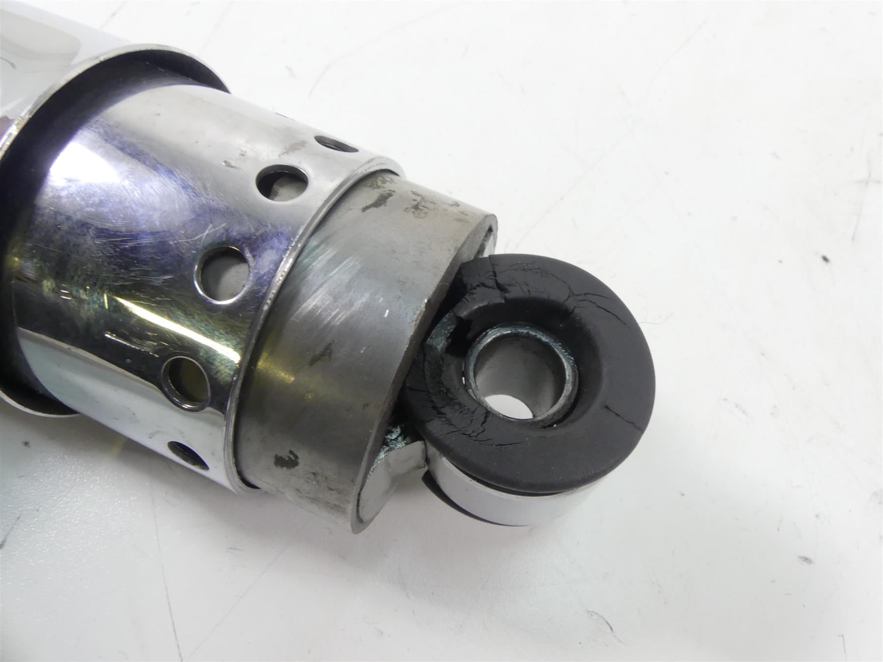 1978 Harley XLH1000 Sportster Ironhead Rear 13.75" Damper Shocks 54490-78 {{ shop.shopifyCountryName }} - Mototech271