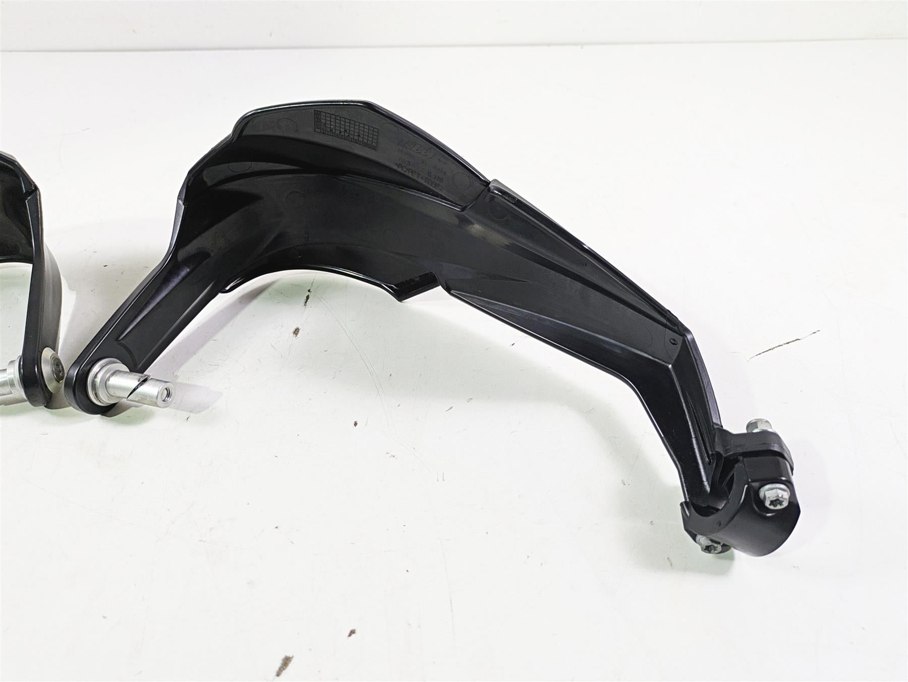 2018 KTM 1290 Super Adv S Hand Protection Guard & Mount Set 6030217910030 {{ shop.shopifyCountryName }} - Mototech271