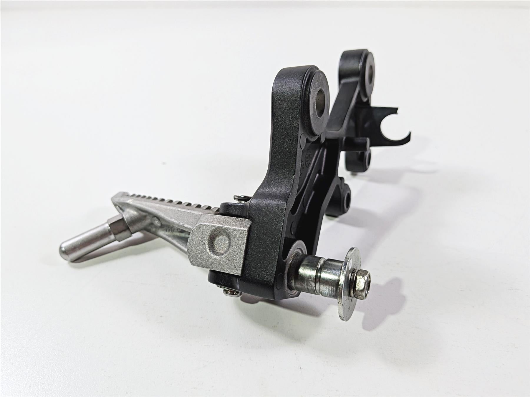 2024 Kawasaki EX500 Ninja 40th An. Right Front Rider Foot Peg & Mount 35063-1408 {{ shop.shopifyCountryName }} - Mototech271