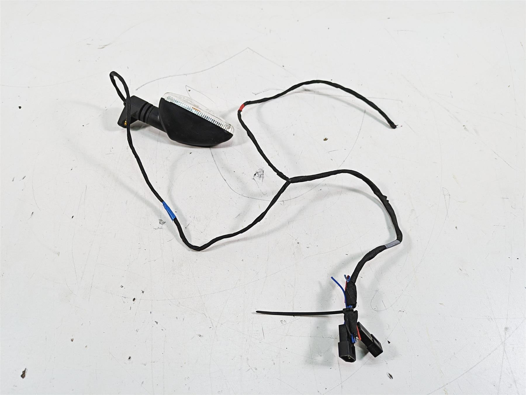 2020 Aprilia Tuono V4 Factory Front Blinker Left Turn Signal Blinker AP8127804 {{ shop.shopifyCountryName }} - Mototech271