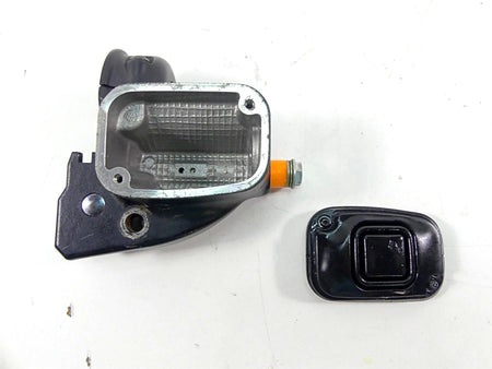 2016 Harley Softail FLS Slim Front Brake Master Cylinder 1/2" 41700233 {{ shop.shopifyCountryName }} - Mototech271