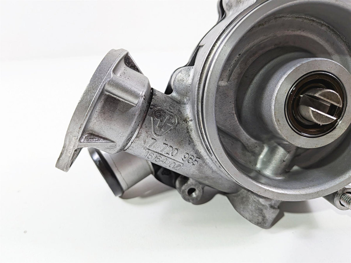 2017 BMW S1000RR K46 Water Pump & Housing Set 11518545699 {{ shop.shopifyCountryName }} - Mototech271